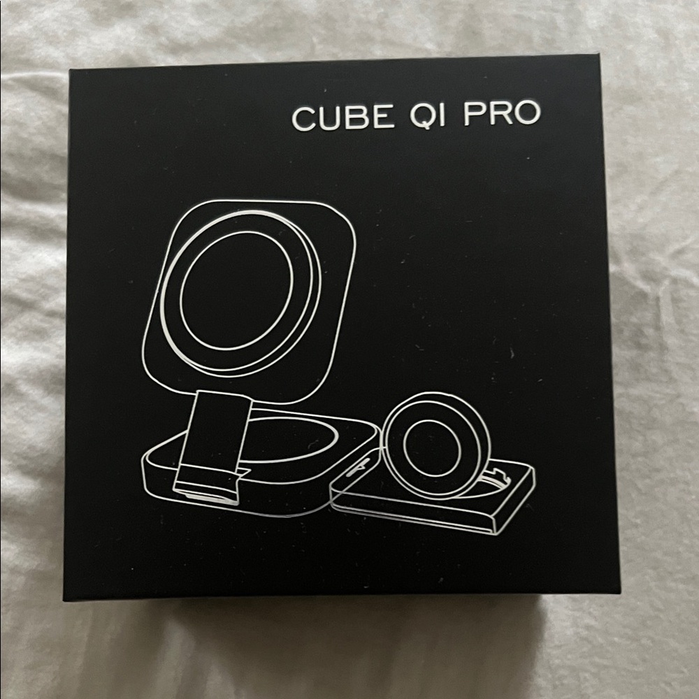 Microsoft Cube Qi Pro Wireless Charger - Black